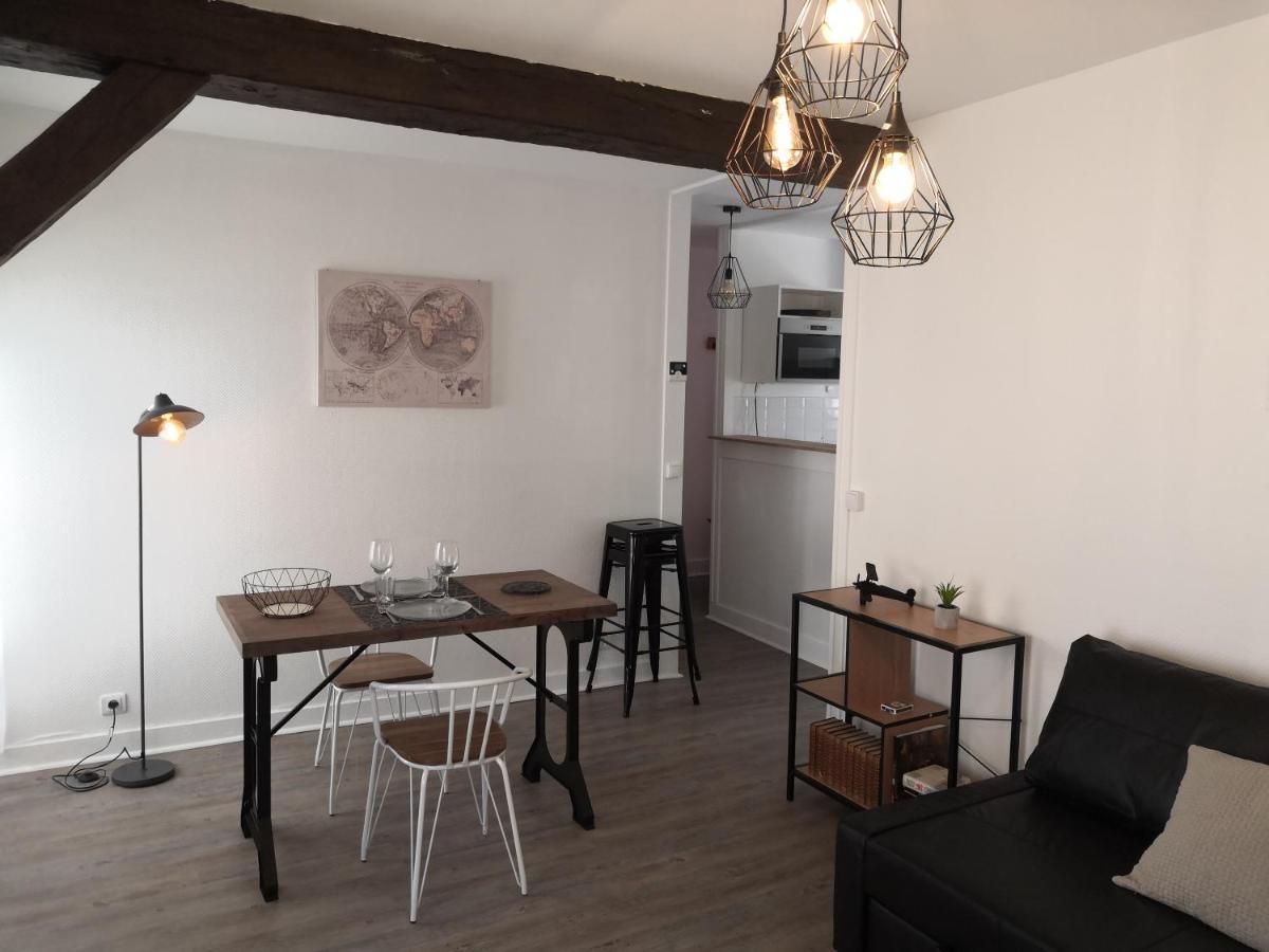 Au Fil De Loire Appartamento Blois Esterno foto